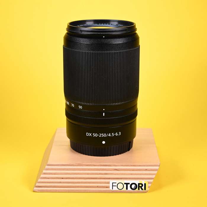 Nikon Z DX 50-250mm f/4.5-6.3 VR | 20047716