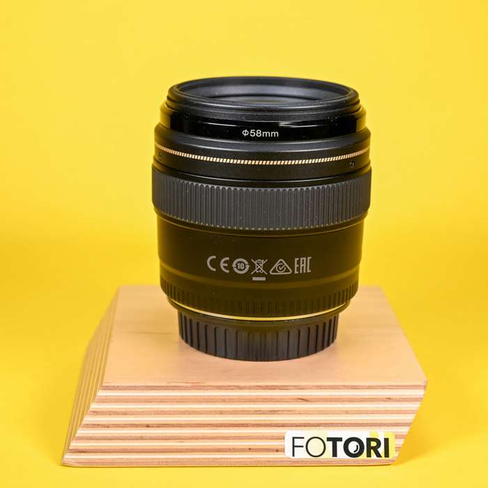 Canon EF 85 mm f/1,8 USM | 1332001061