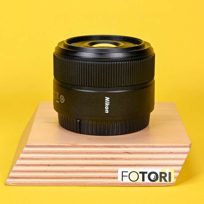 Nikon Z 40 mm f/2 | 20041065