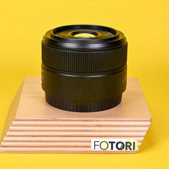 Nikon Z 40 mm f/2 | 20041065