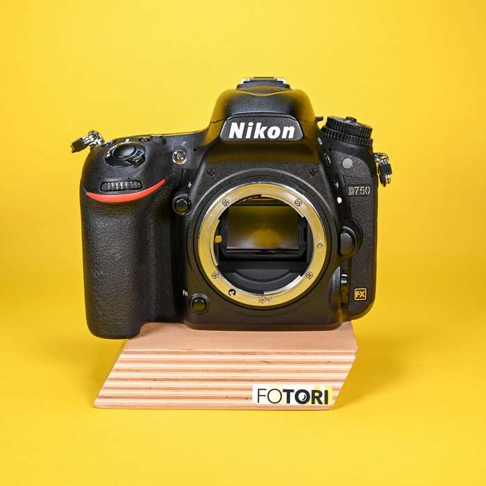 Nikon D750 | 6021538