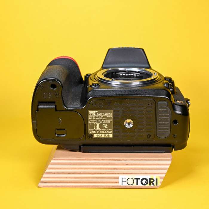 Nikon D750 | 6021538