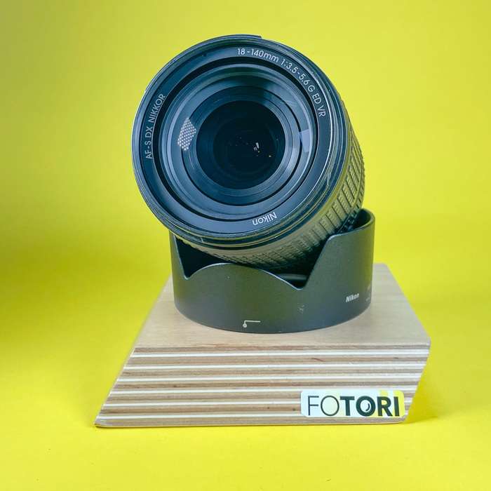 Nikon 18-140mm f/3,5-5,6 G ED VR | 30491287