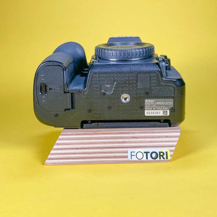 Nikon D7500 | 6030283