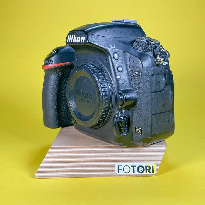 Nikon D750 | 6201453
