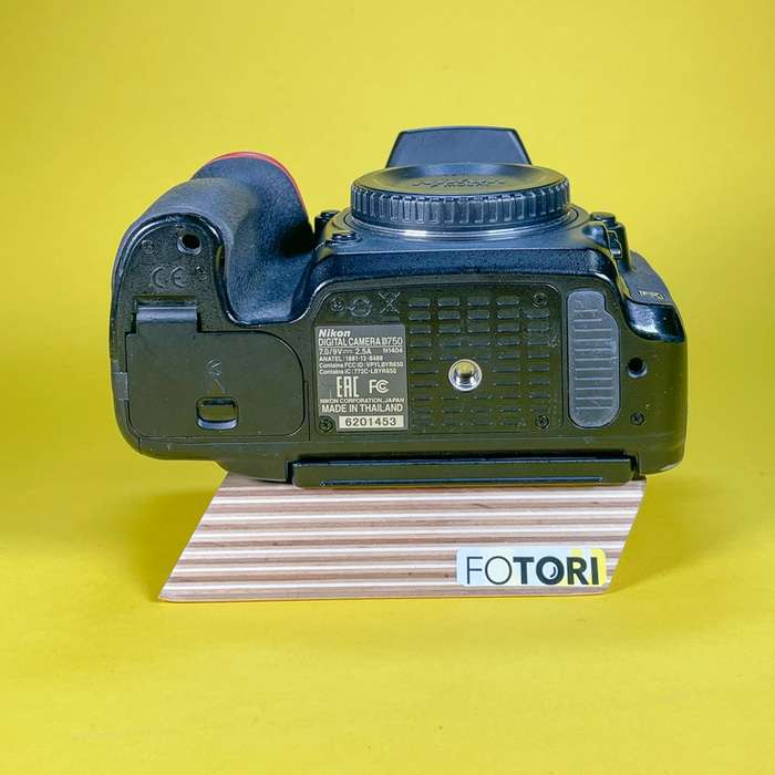 Nikon D750 | 6201453