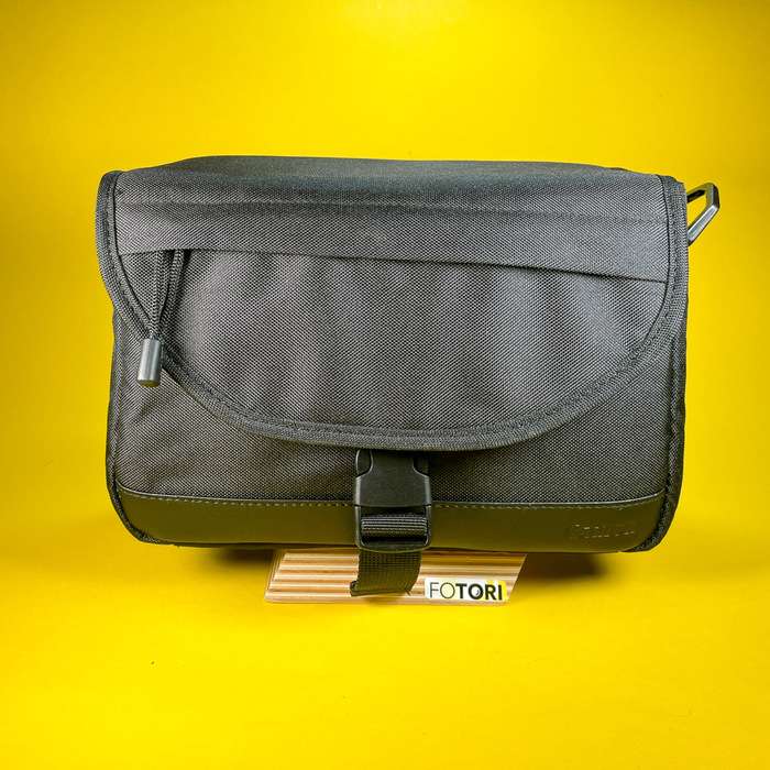 Canon EOS 2000D + EF-S 18-55 III KIT | 563076079821