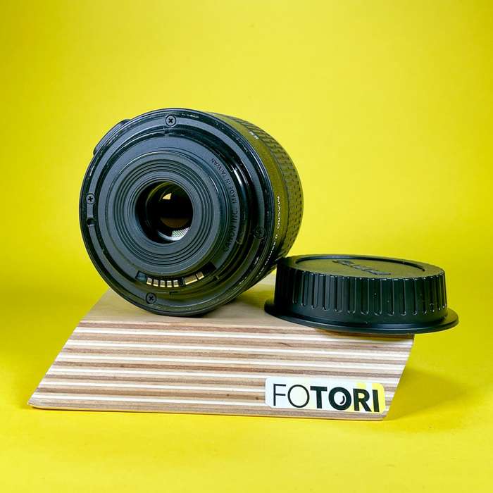 Canon EOS 2000D + EF-S 18-55 III KIT | 563076079821