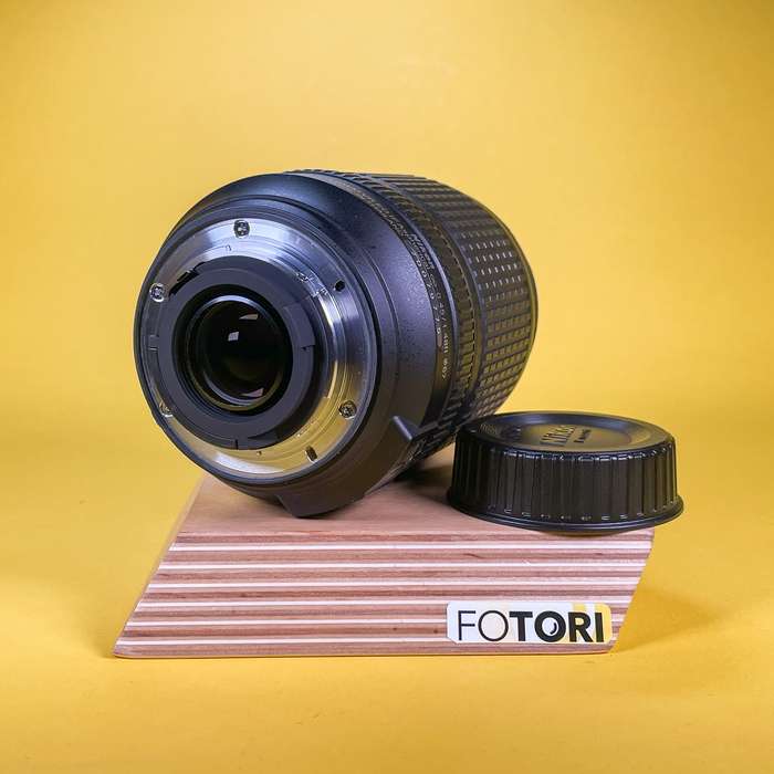 Nikon 18-140 mm f/3,5-5,6 G ED VR | 70079775