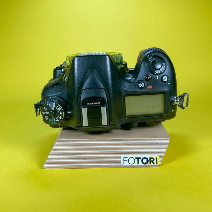 Nikon D7100 | 2x baterie | + battery grip | 4604908