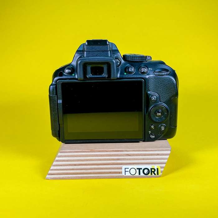 Nikon D5300 | 5000286