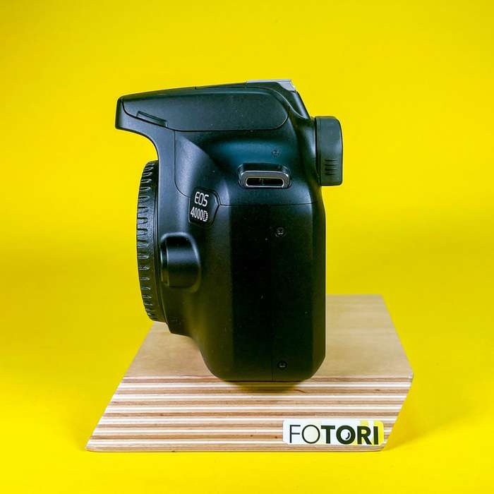 Canon EOS 4000D + EF-S 18-55mm 3.5-5.6 III | 233070013808
