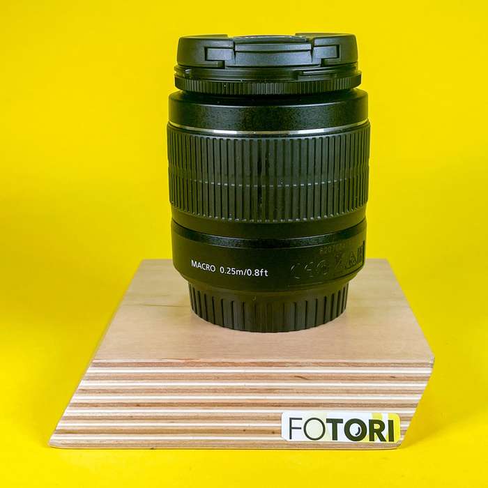 Canon EOS 4000D + EF-S 18-55mm 3.5-5.6 III | 233070013808