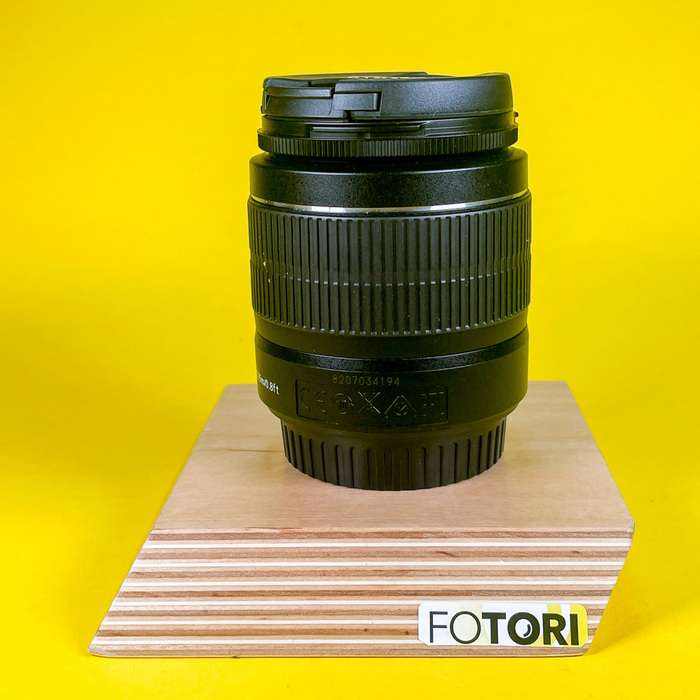 Canon EOS 4000D + EF-S 18-55mm 3.5-5.6 III | 233070013808