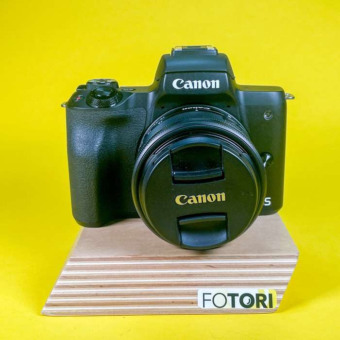 Canon M50 + 15 - 45mm  + karta + brašna| 113030010271