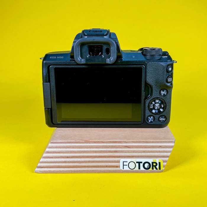 Canon M50 + 15 - 45mm  + karta + brašna| 113030010271