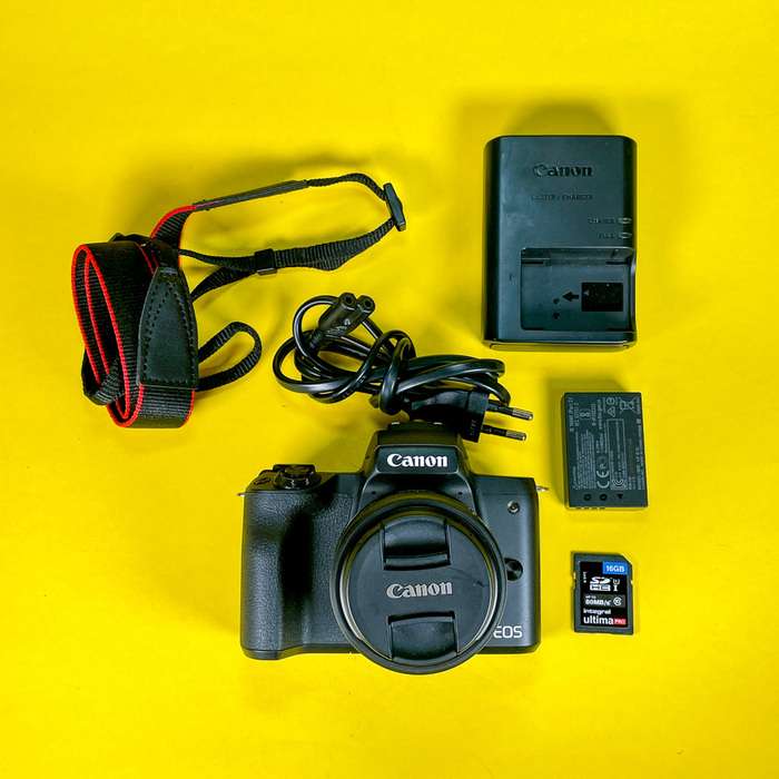 Canon M50 + 15 - 45mm  + karta + brašna| 113030010271