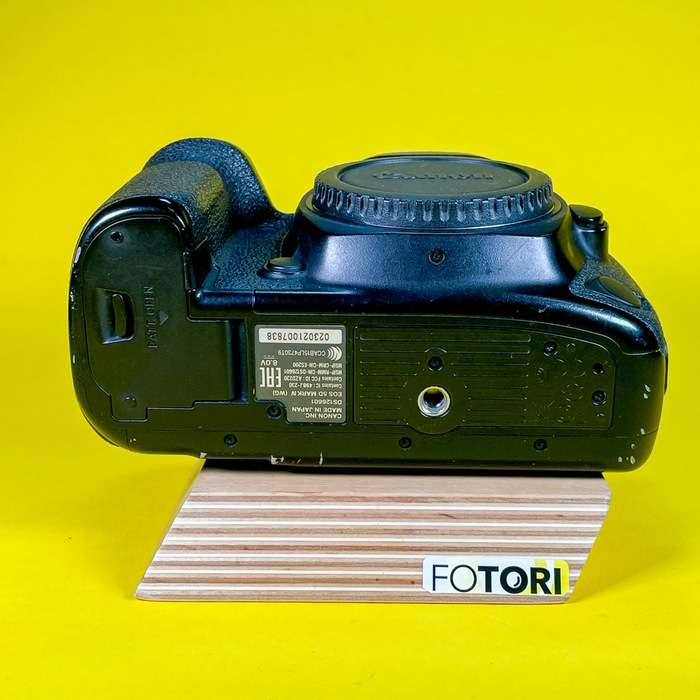 Canon EOS 5D Mark IV | 023021007838