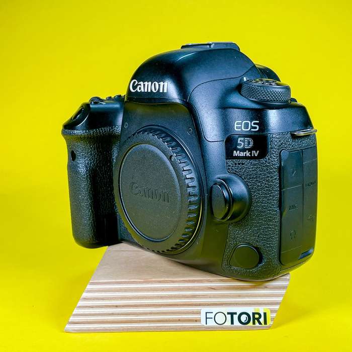 Canon EOS 5D Mark IV | 023021007838