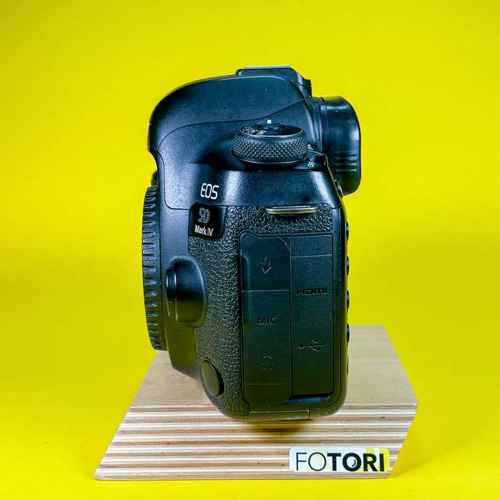 Canon EOS 5D Mark IV | 023021007838