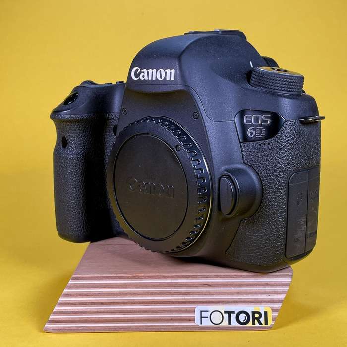 Canon EOS 6D | 073053001654