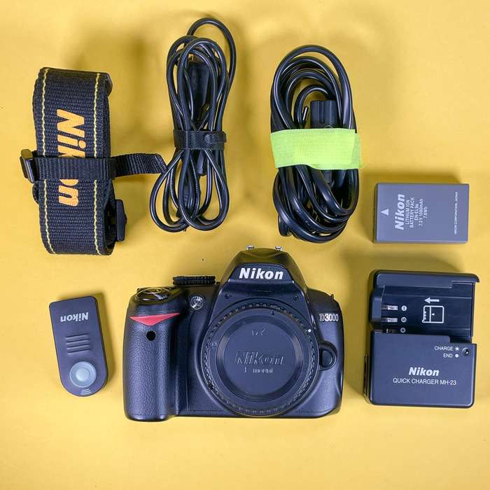 Nikon D3000 | 6870756