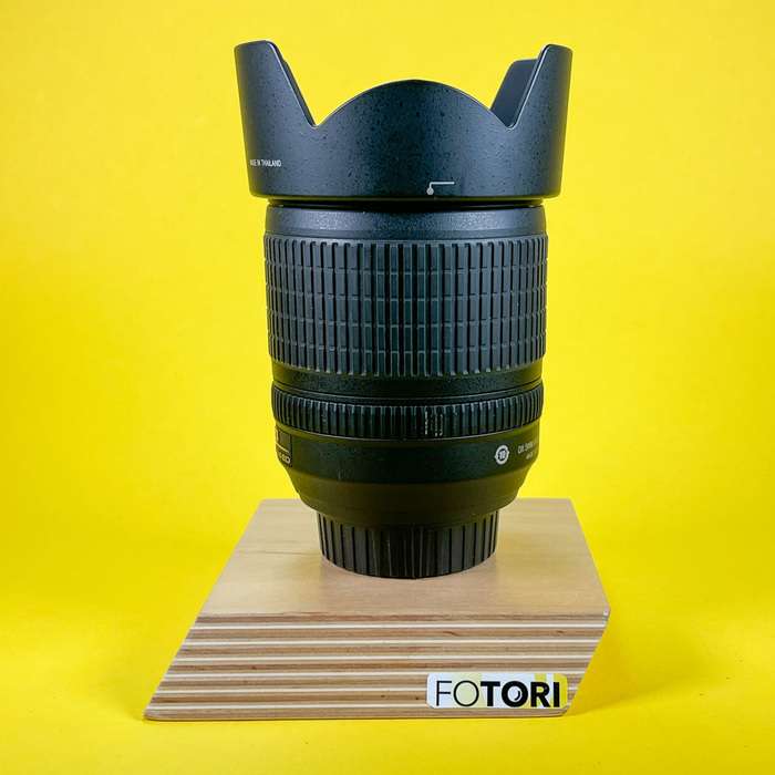 Nikon 18-105mm f/3,5-5,6  AF-S DX G ED VR | 38993883