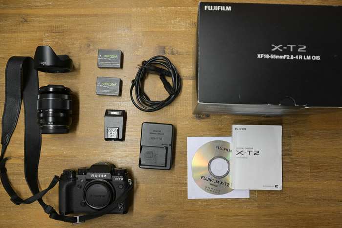 Fujifilm X-T2 +  Fuji 18-55/2,8-4 + 2x baterie Patona |  63M58617