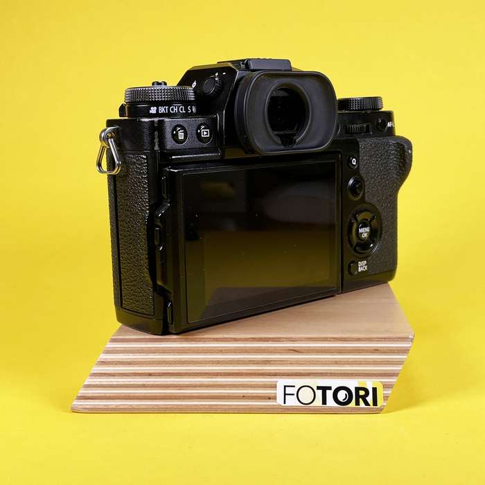 Fujifilm X-T3 + 2x baterie  + duální nabíječka