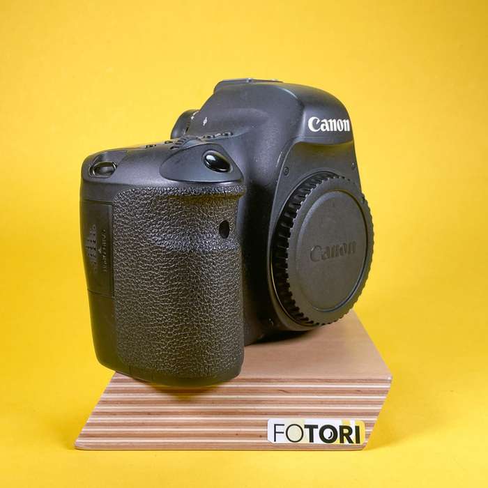 Canon EOS 6D + battery grip | 413052001754