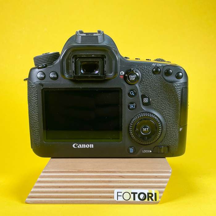 Canon EOS 6D + battery grip | 413052001754