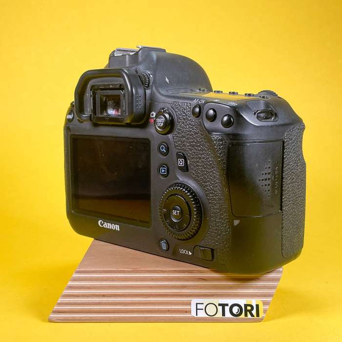 Canon EOS 6D + battery grip | 413052001754