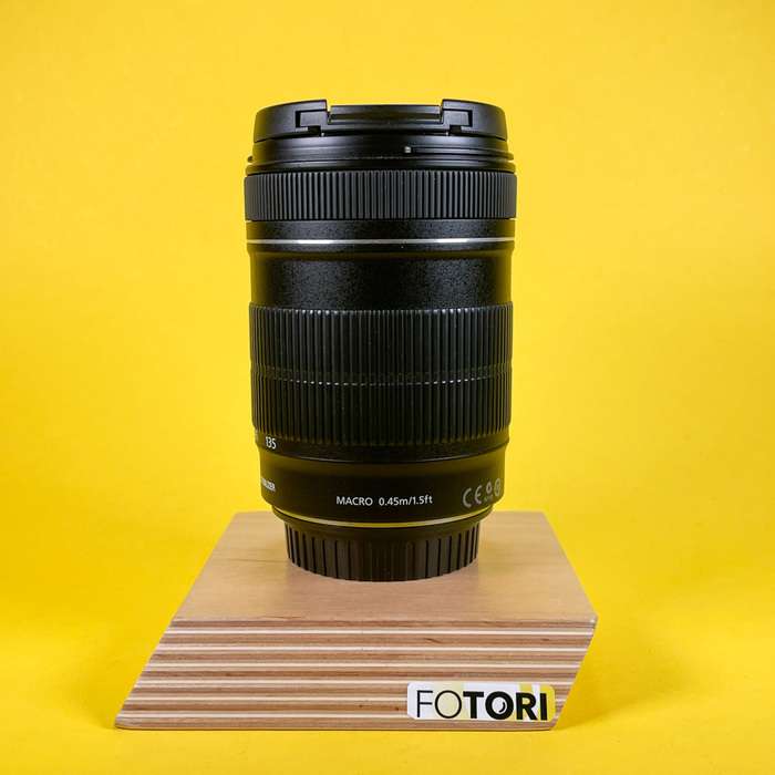 Canon EF-S 18-135 mm f/3,5-5,6 IS | 0272506743