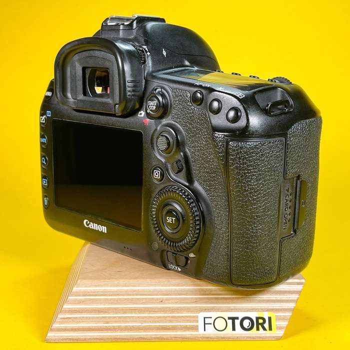 Canon 5D Mark IV  + CF 128GB| 191056000817