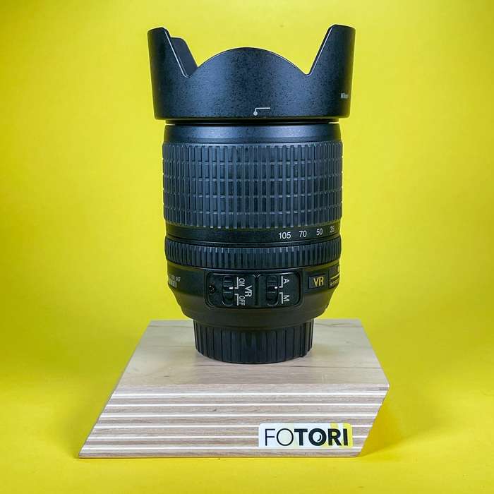 Nikon 18-105mm f/3,5-5,6  AF-S DX G ED VR | 50010102