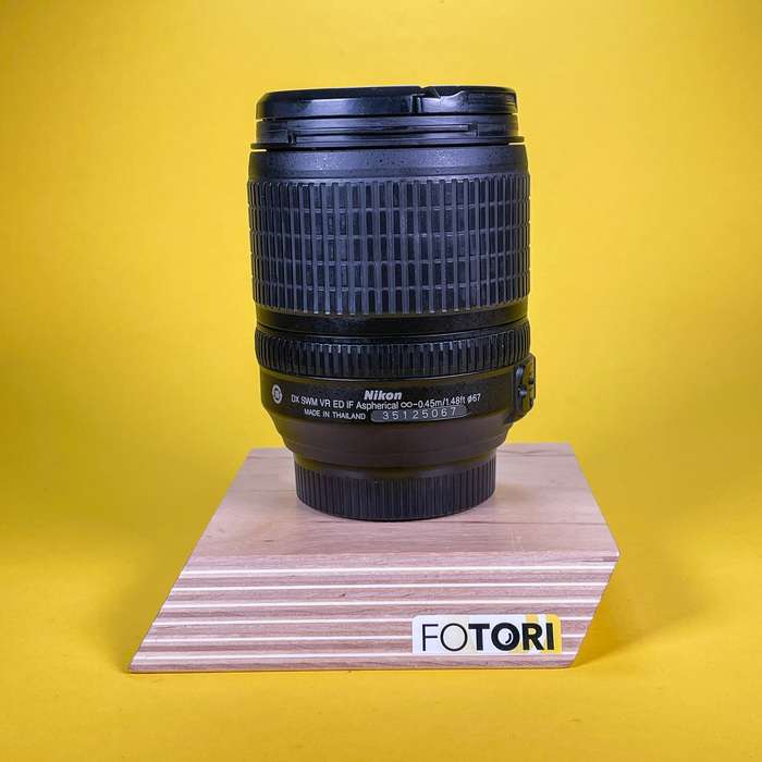 Nikon 18-105mm f/3,5-5,6  AF-S DX G ED VR | 35125067