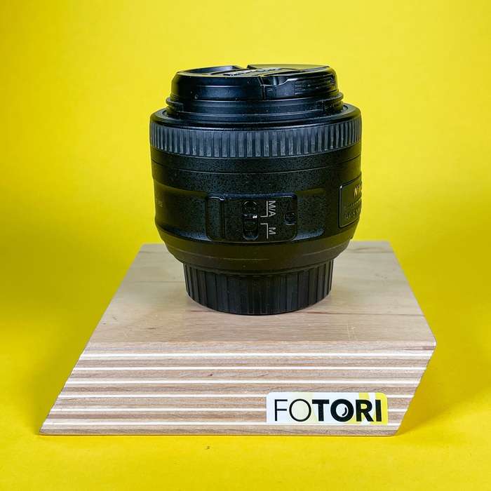 Nikon 35 mm f/1,8 AF-S NIKKOR G DX | 2683322