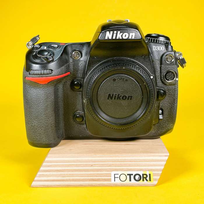 Nikon D300 | 3119642