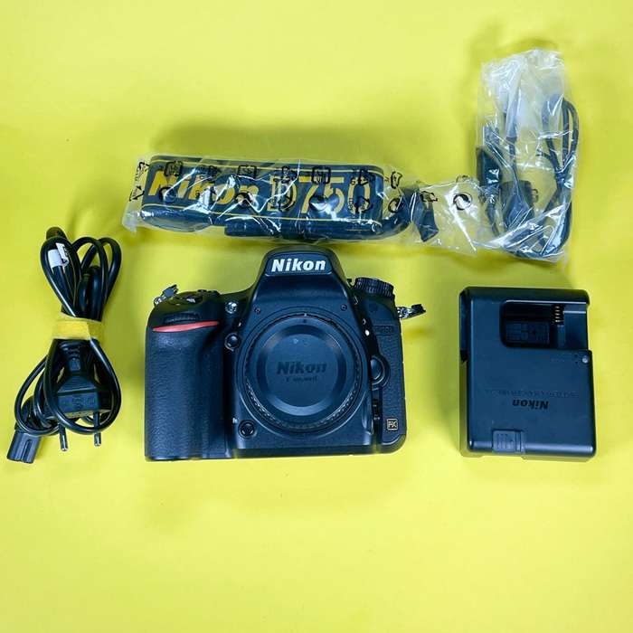Nikon D750 | 6185785