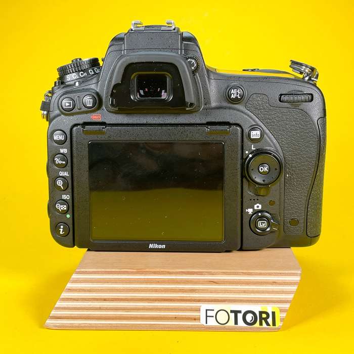 Nikon D750 | 6185785