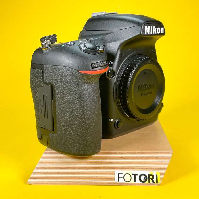 Nikon D750 | 6185785