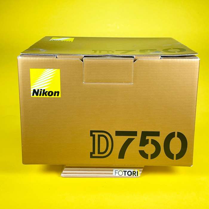 Nikon D750 | 6185785