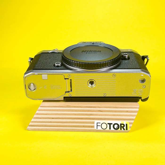 Nikon Z fc tělo + 2 neorigo baterie | 6013791