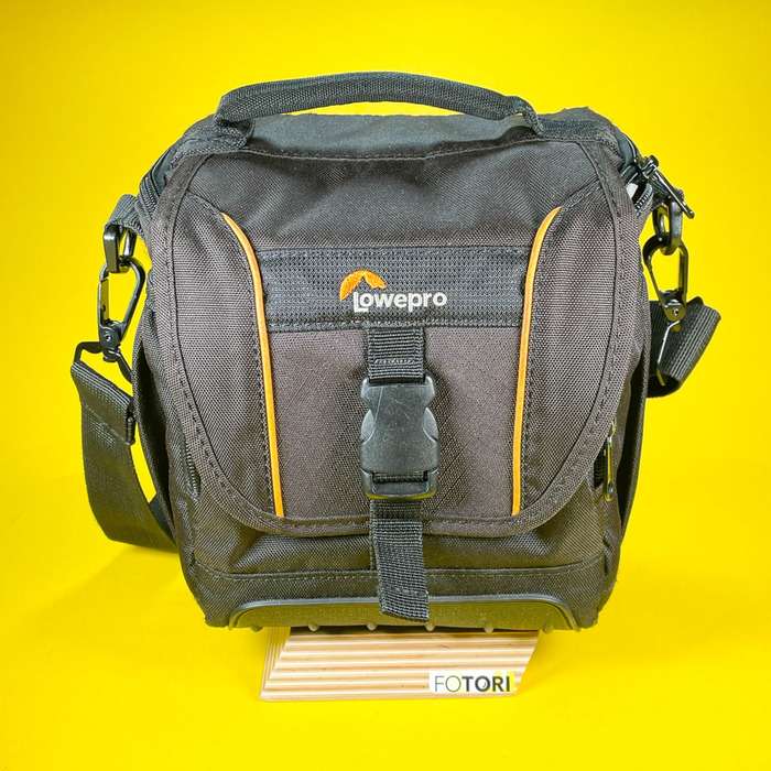 Lowepro Adventura SH 140 II černá | Brašna