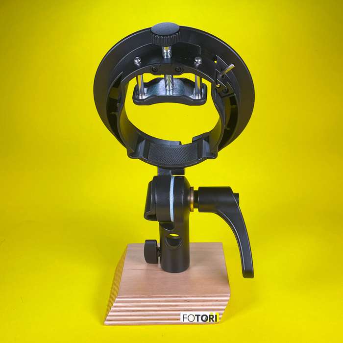 Godox  S2 držák pro systémový blesk + bajonet BOWENS