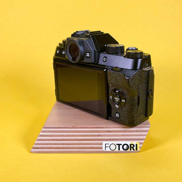 Fujifilm X-T100 | 8TL12566