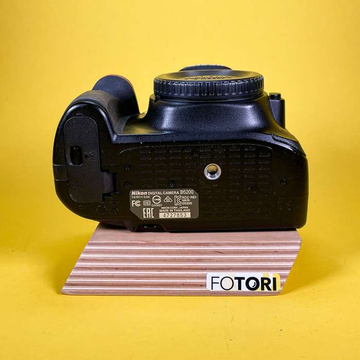 Nikon D5200 | 4727853