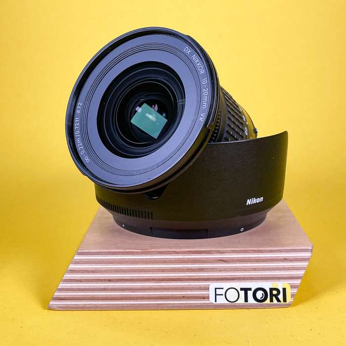 Nikon 10-20mm f/4.5-5.6 G AF-P DX VR | 303300