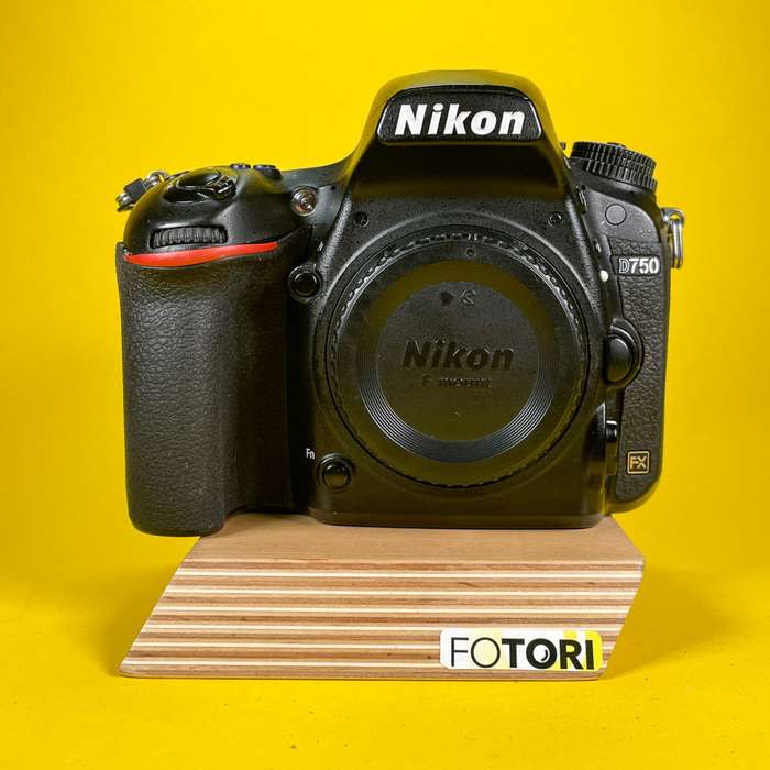 Nikon D750 | 6155966