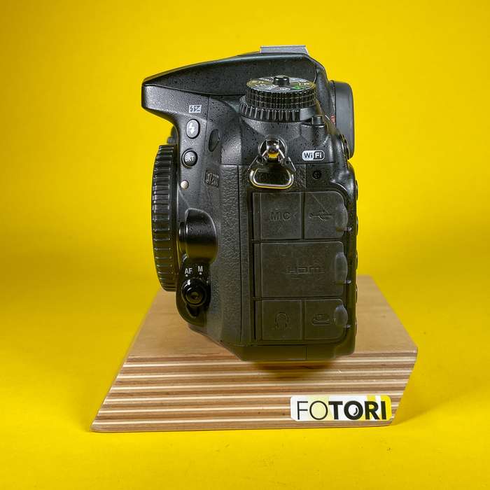 Nikon D7200 | 4337606